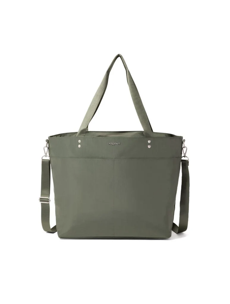 Baggallini Large Carryall Tote - Image 4