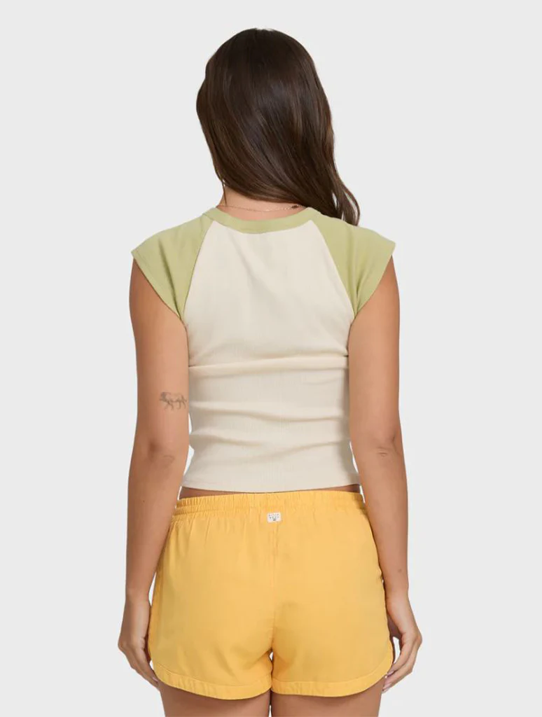Billabong Horizon Short Sleeve Raglan Tee - Image 3