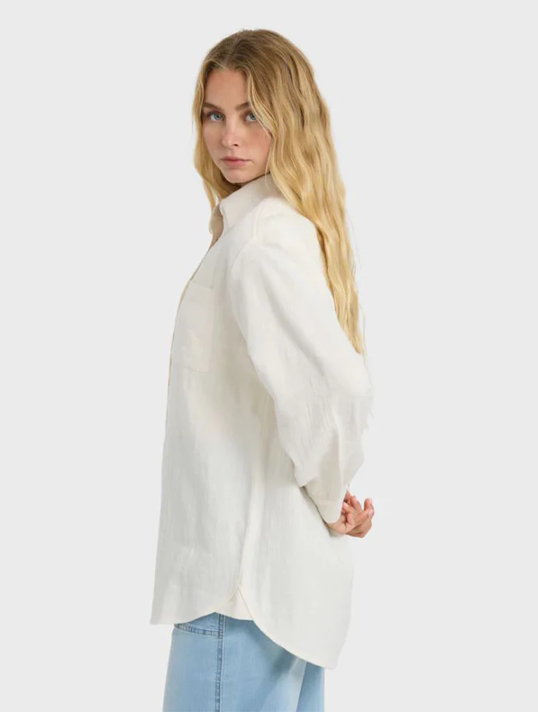 Billabong Wanderer Solid Long Sleeve Woven Top - Image 4