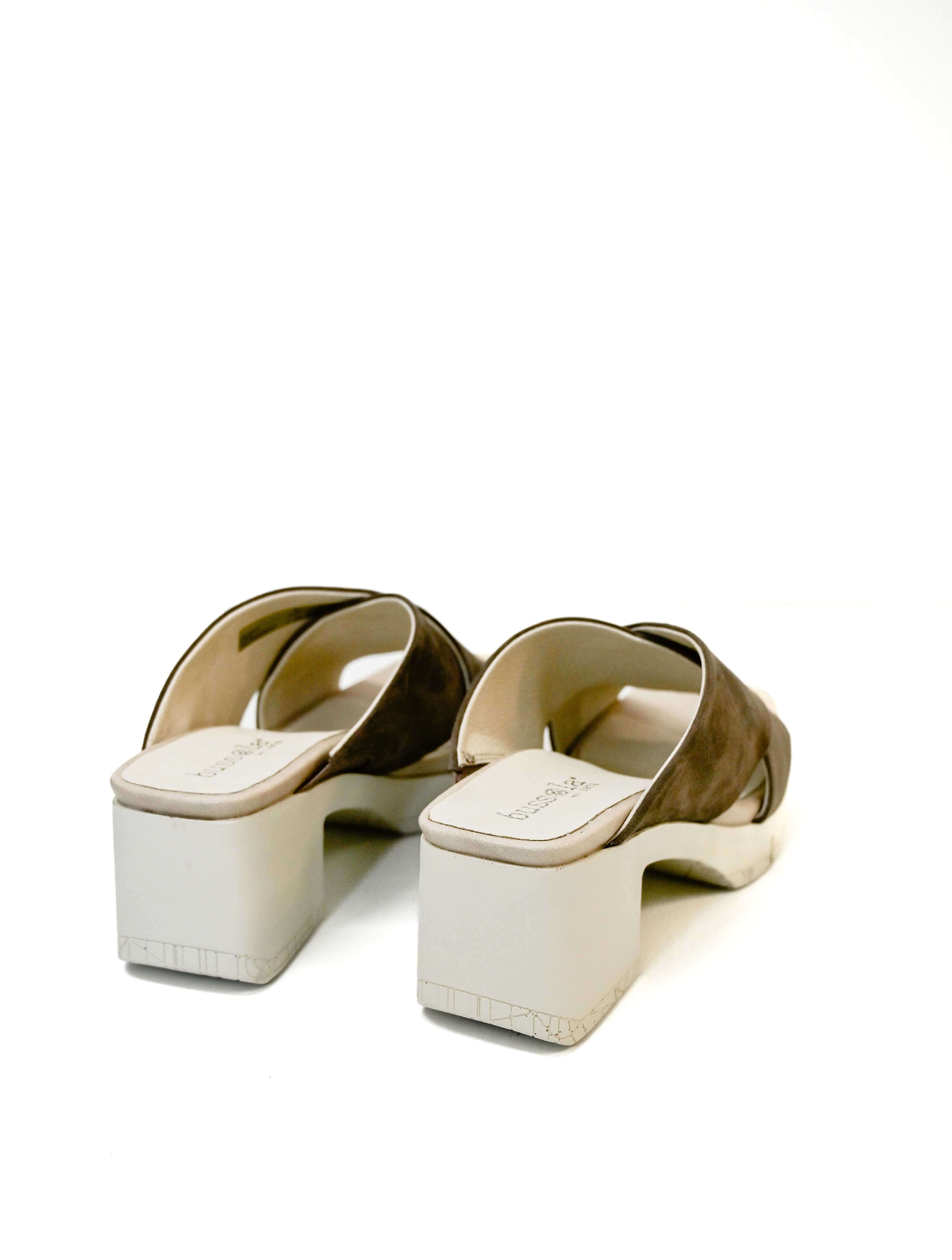 Bussola Velma Sandal - Image 3