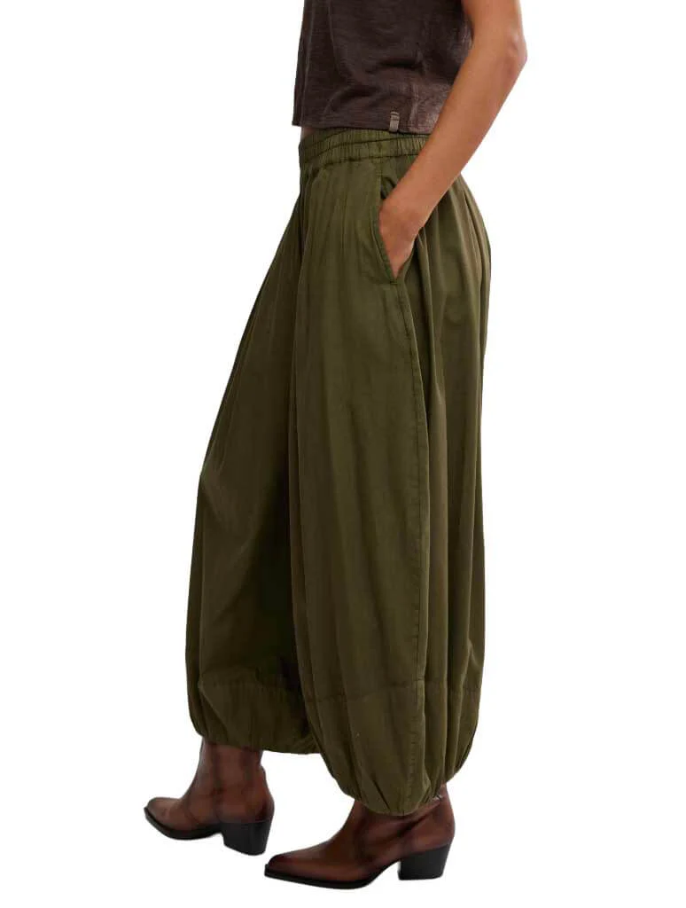 Free People Moonflower Solid Balloon Pants - Image 3