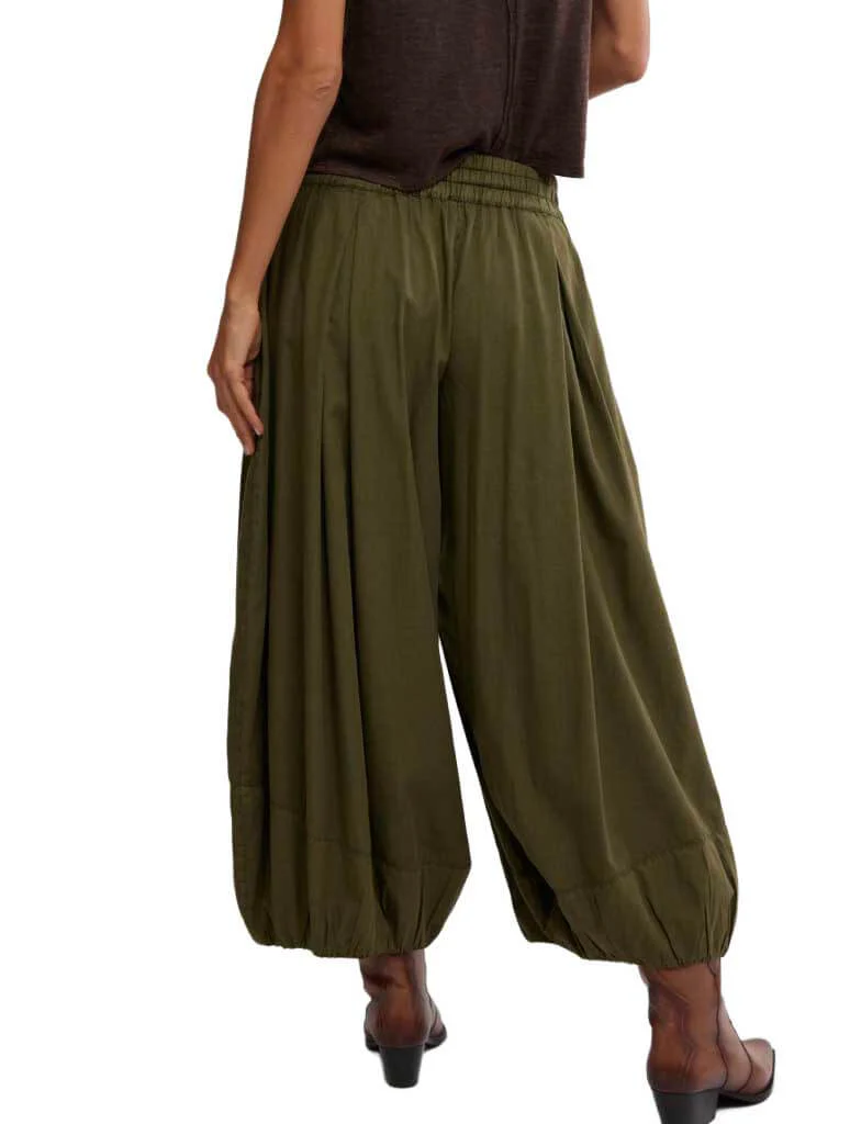 Free People Moonflower Solid Balloon Pants - Image 4