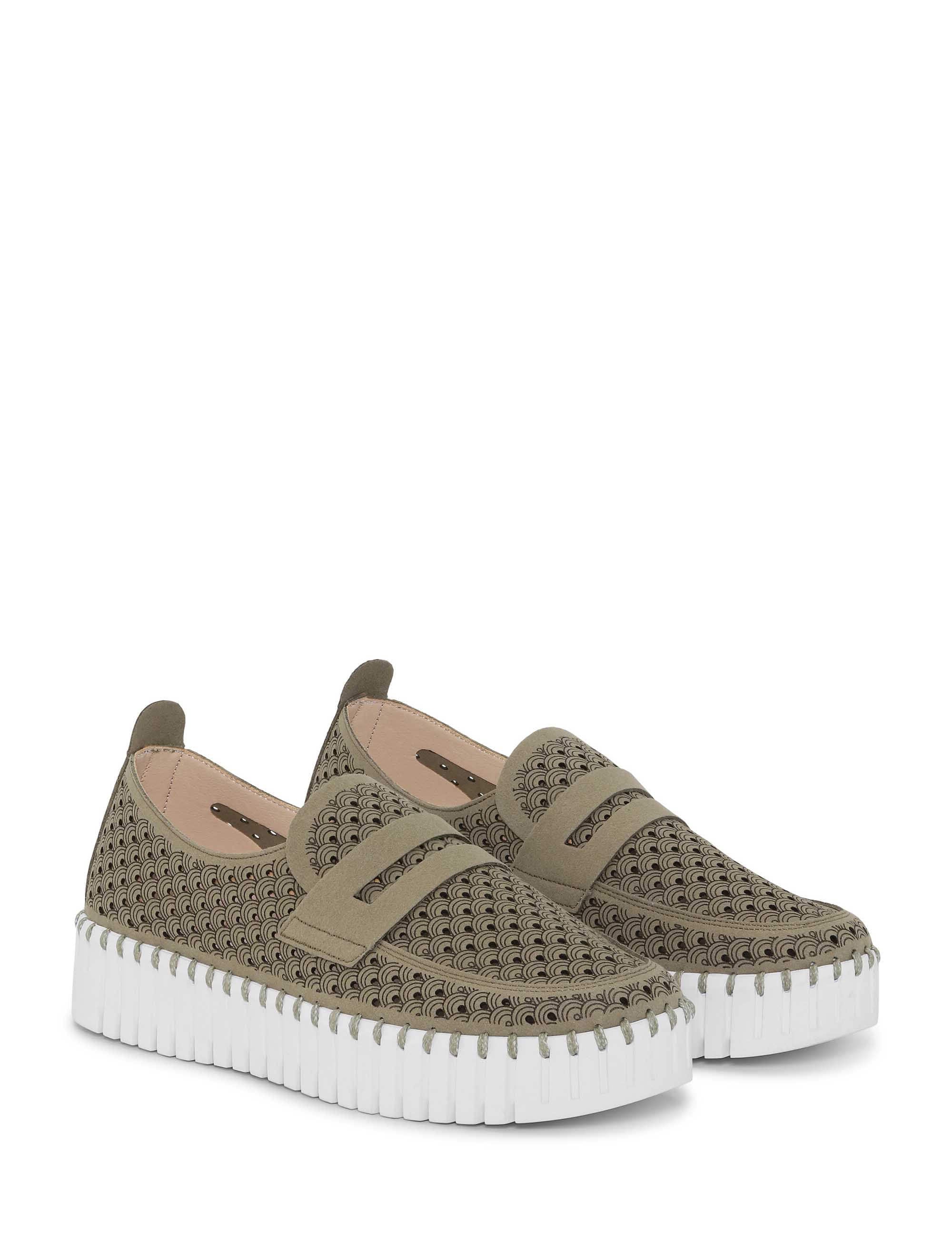 Ilse Jacobsen Tulip 3899 Perforated Loafer