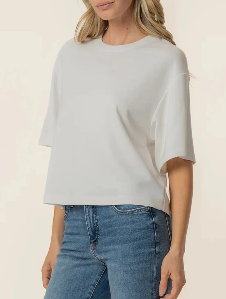 Kut from the Kloth Reina Boxy Tee - Image 2