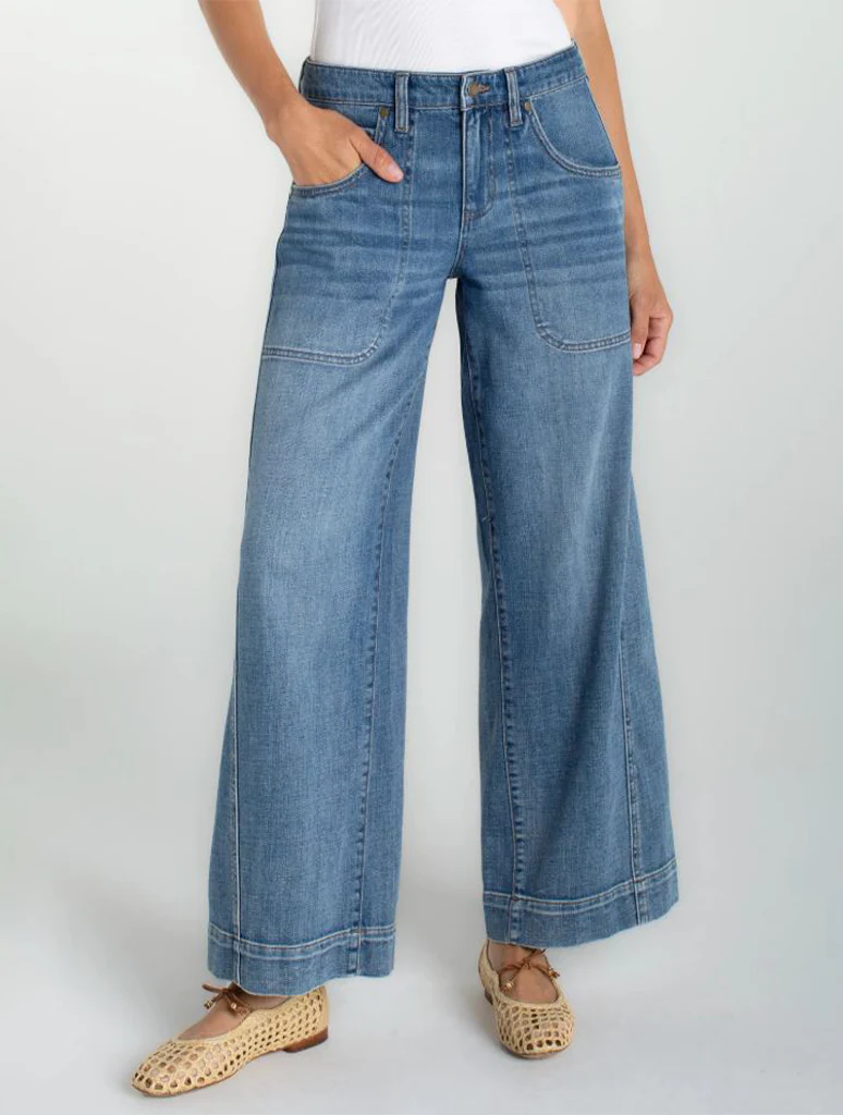Liverpool Stride Wide Leg Jean With Utility Detail