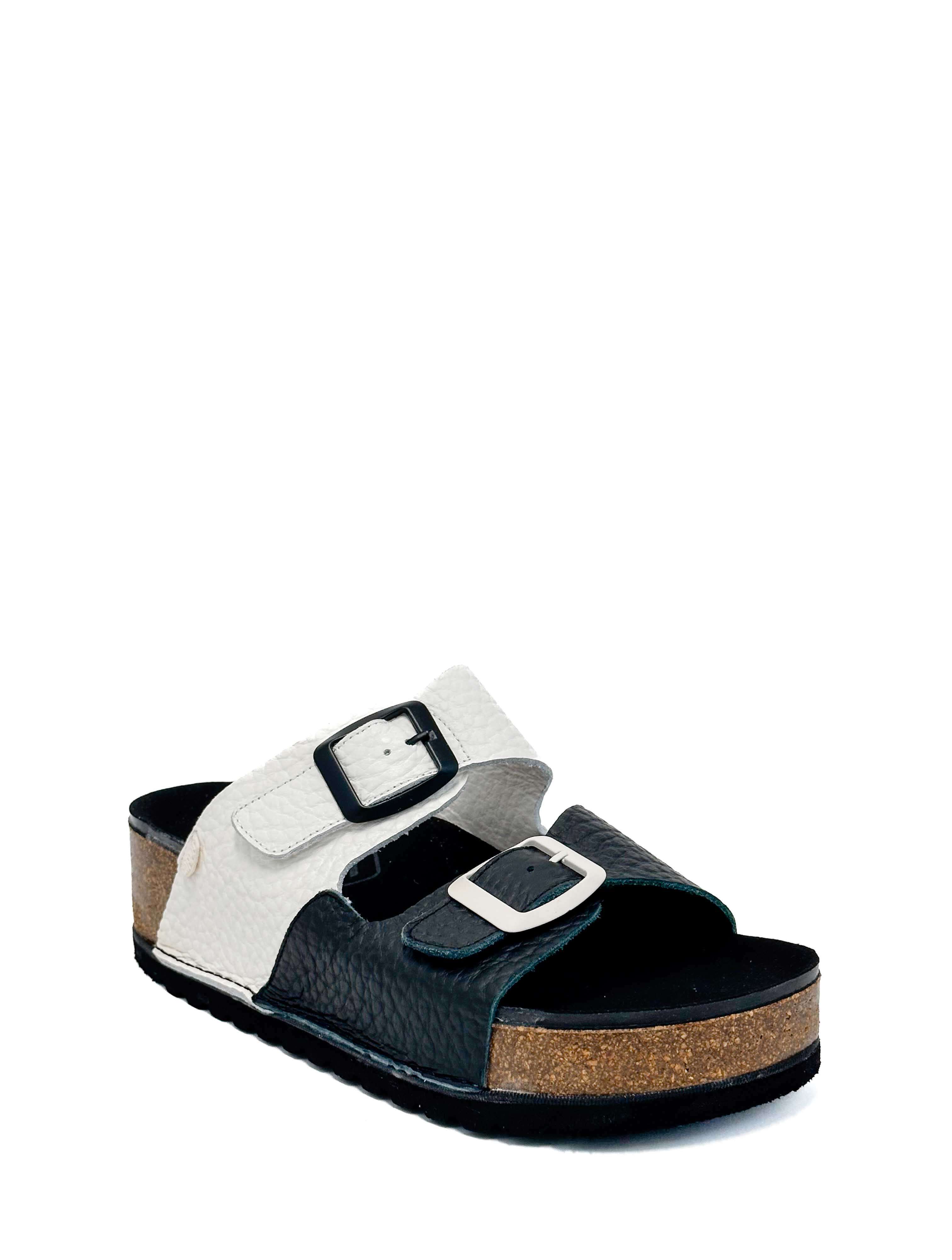 On Foot Naoshima 1107 Sandal - Image 5