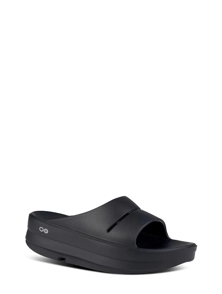 OOFOS Oomega Ooahh Sandal