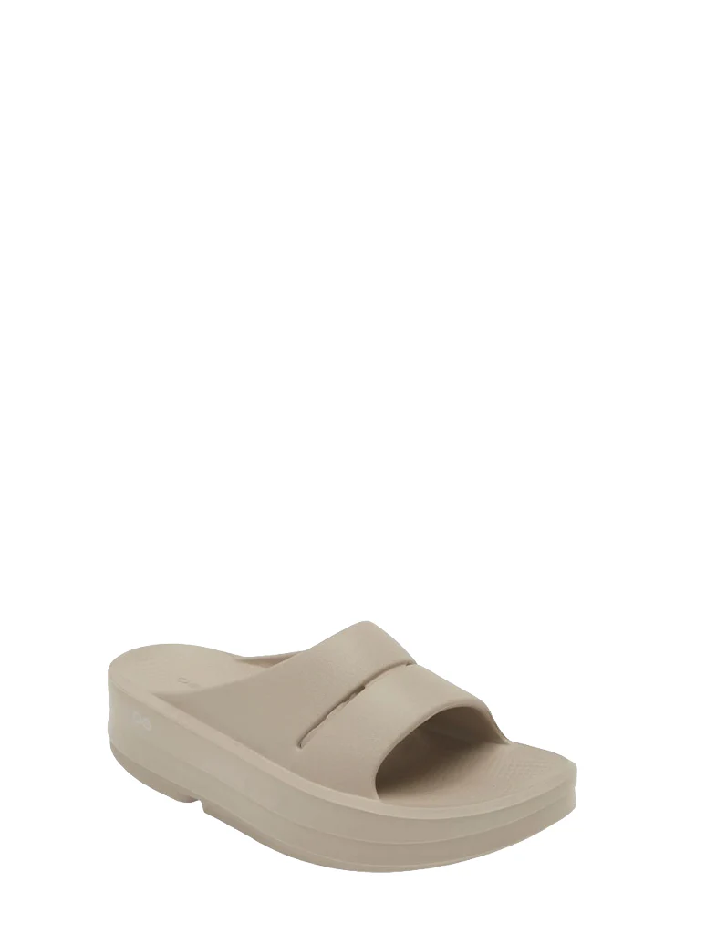 OOFOS Oomega Ooahh Sandal - Image 11