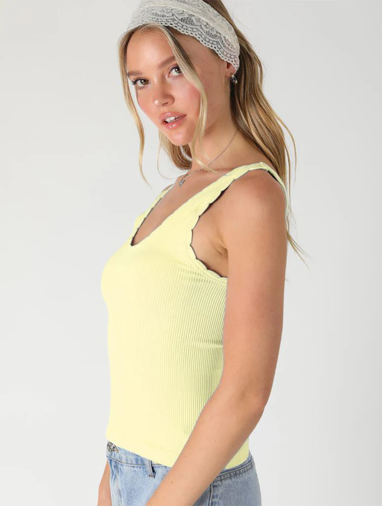 Reversible Scallop Edge Tank - Image 3