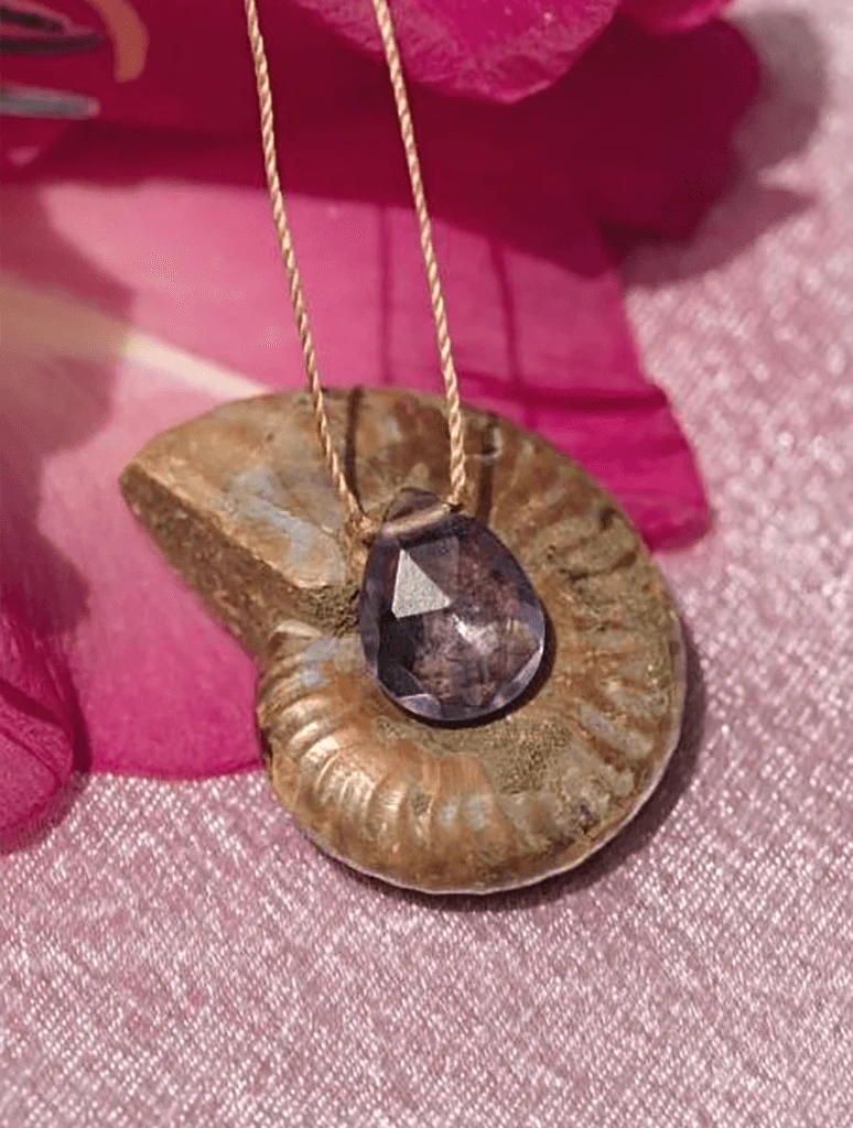 Soulku Luxe "Magic" Necklace in Fluorite - Image 4